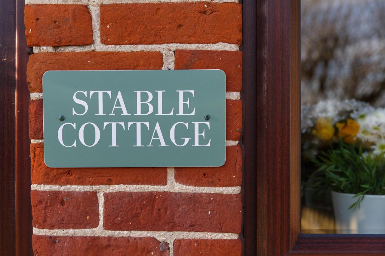 Anvil & Stable Cottages Felbrigg Exterior photo